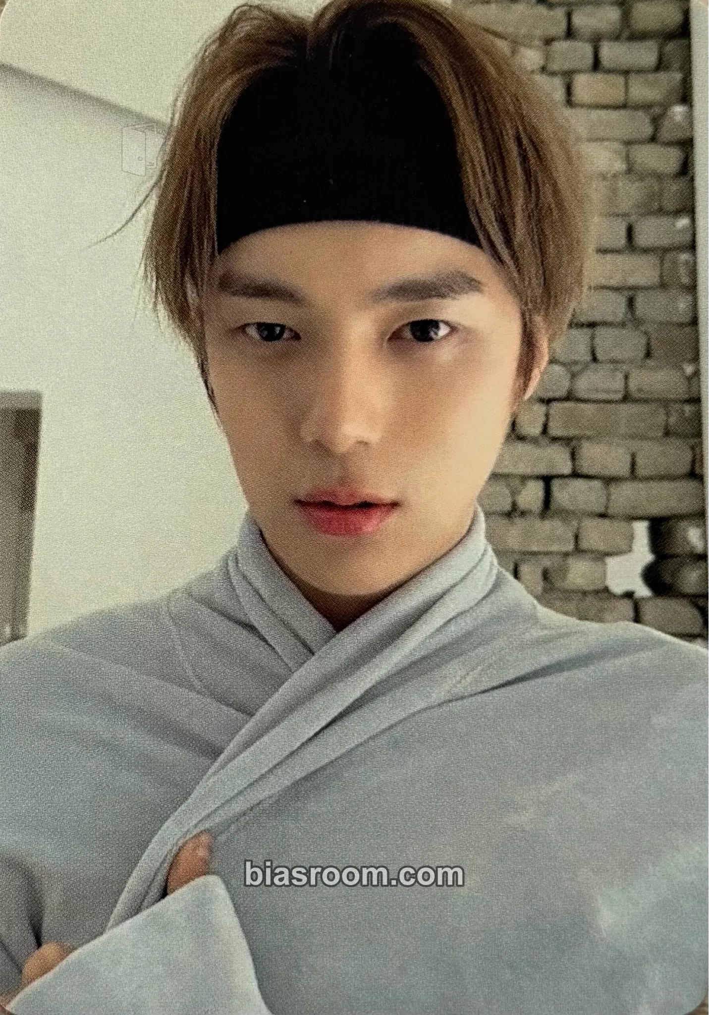 Minhyuk MINHYUK x Floun Photocard - MONSTA X - MONSTA X K-pop photocard