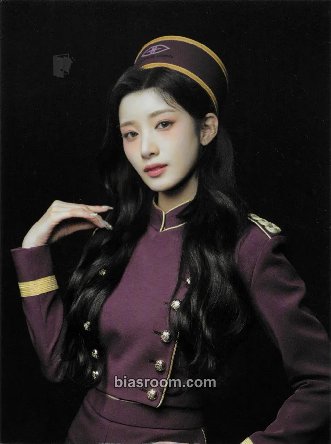 Yuki Cabin Fever Photocard - PURPLE KISS - PURPLE KISS K-pop photocard