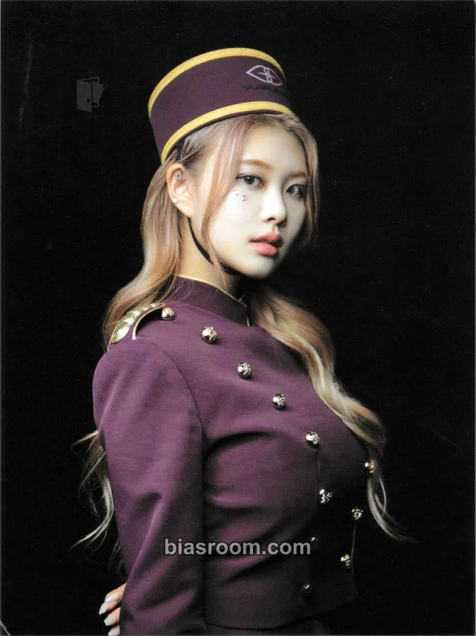 Swan Cabin Fever Photocard - PURPLE KISS - PURPLE KISS K-pop photocard