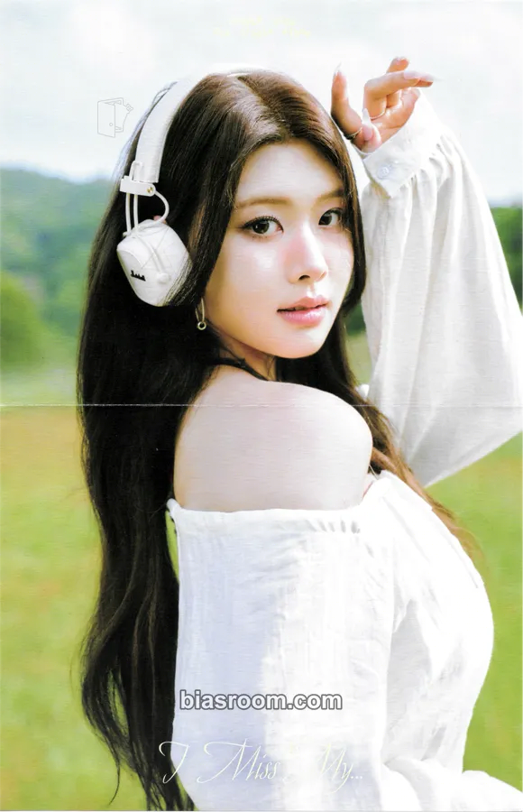 Swan I Miss My... Photocard - PURPLE KISS - PURPLE KISS K-pop photocard