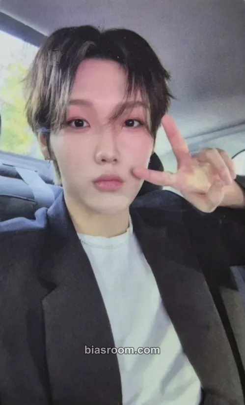Xue Suren XUE SUREN FANSIGN 'The Serendipity Brew' Photocard - MODYSSEY - MODYSSEY K-pop photocard