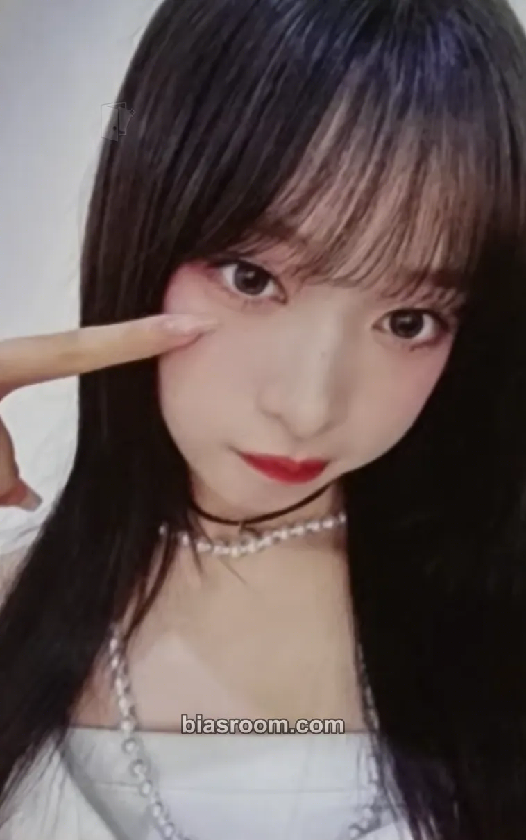 Haruna The 1st Fan-Con 'Your B, I'm B (Belllie've you)' Photocard - Billlie - Billlie K-pop photocard