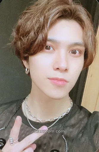 Hendery Beyond LIVE Photocard - WayV - WayV K-pop photocard