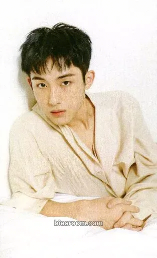 Winwin 2021 Season's Greetings Photocard - WayV - WayV K-pop photocard