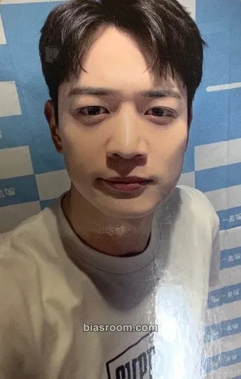 Minho HARD - The 8th Album Photocard - SHINee - SHINee K-pop photocard