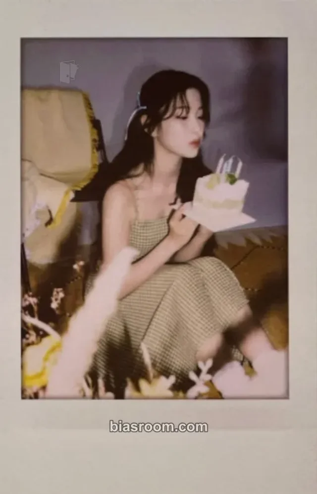 fromis_9 - Jiheon - HAPPY JI HEON DAY BIRTHDAY BOX Other pob (pre-order benefit) polaroid