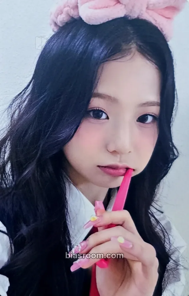UNIS - Seowon - SWICY Album makestar fansign round 2