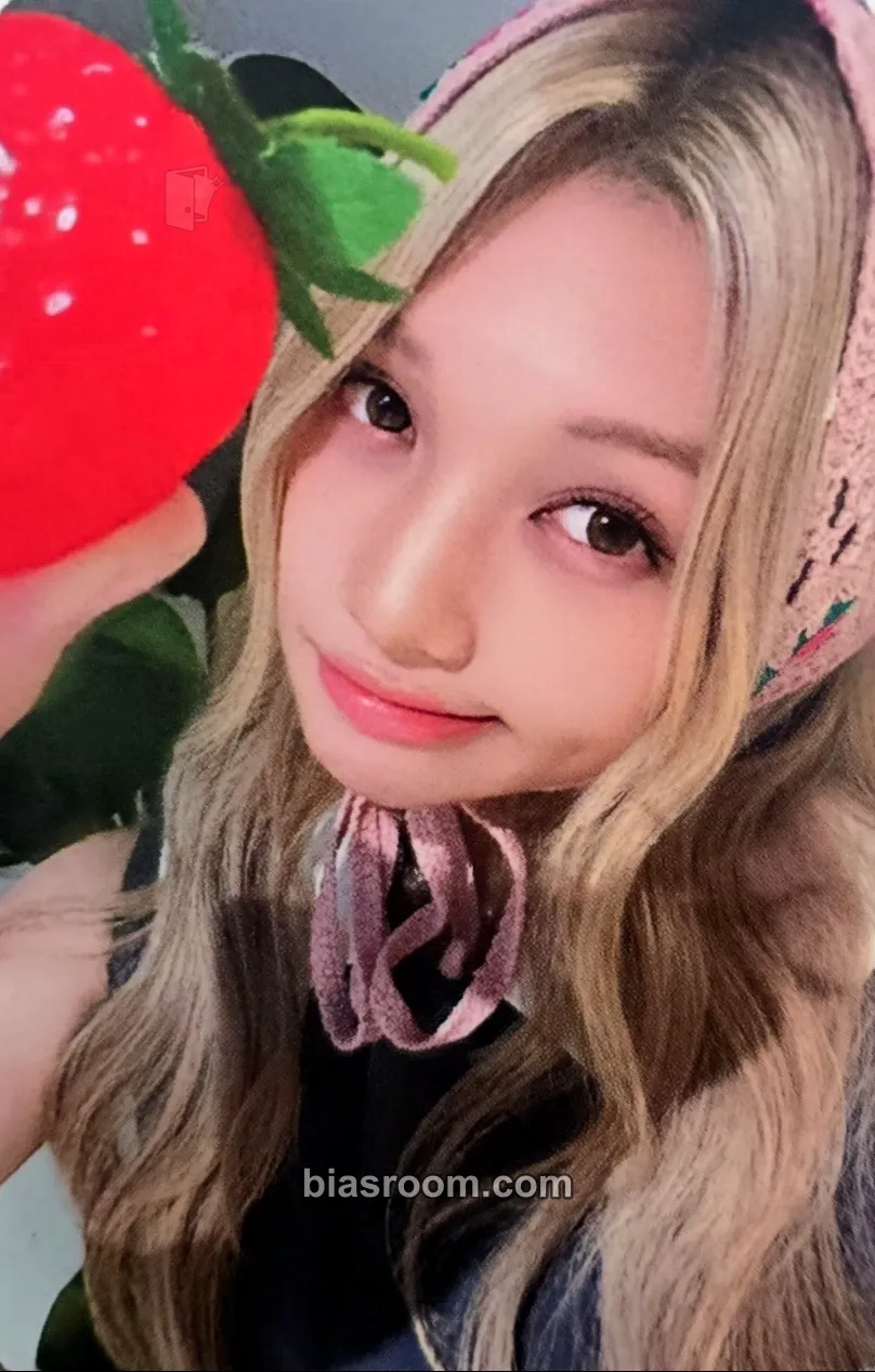 Gehlee CURIOUS Photocard - UNIS - UNIS K-pop photocard