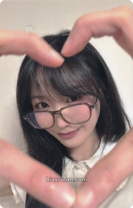 Sujeong NEW CAR Photocard - Ryu Sujeong - Ryu Sujeong K-pop photocard