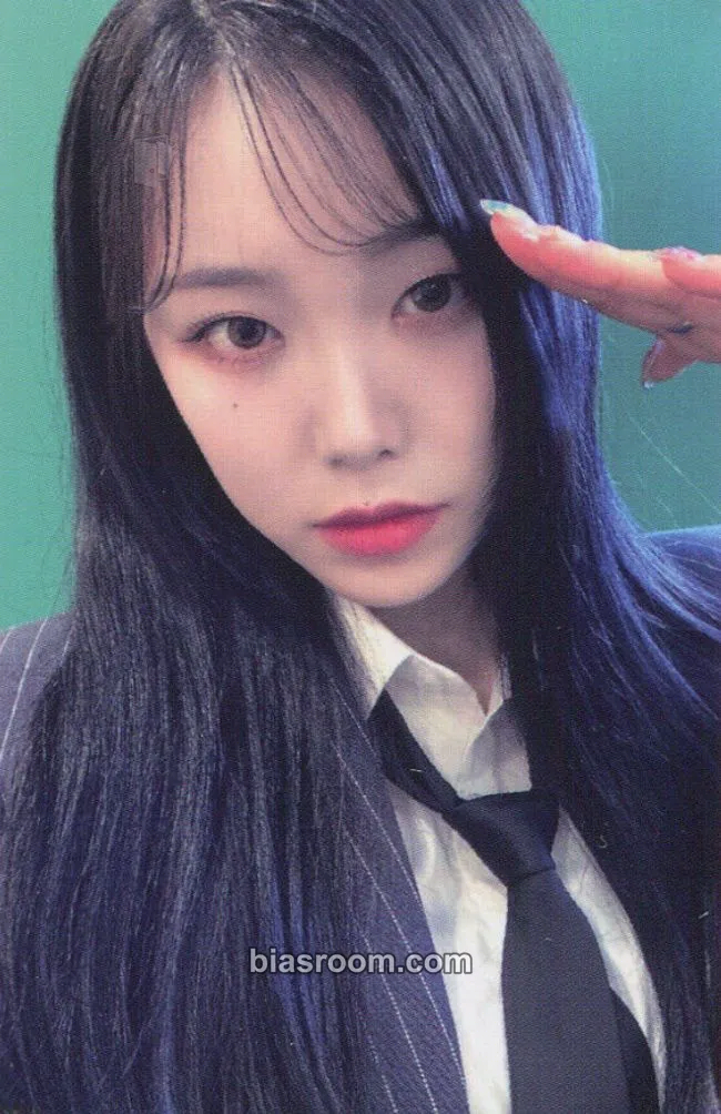 Suhyeon The Billage of Perception: Chapter Three Photocard - Billlie - Billlie K-pop photocard