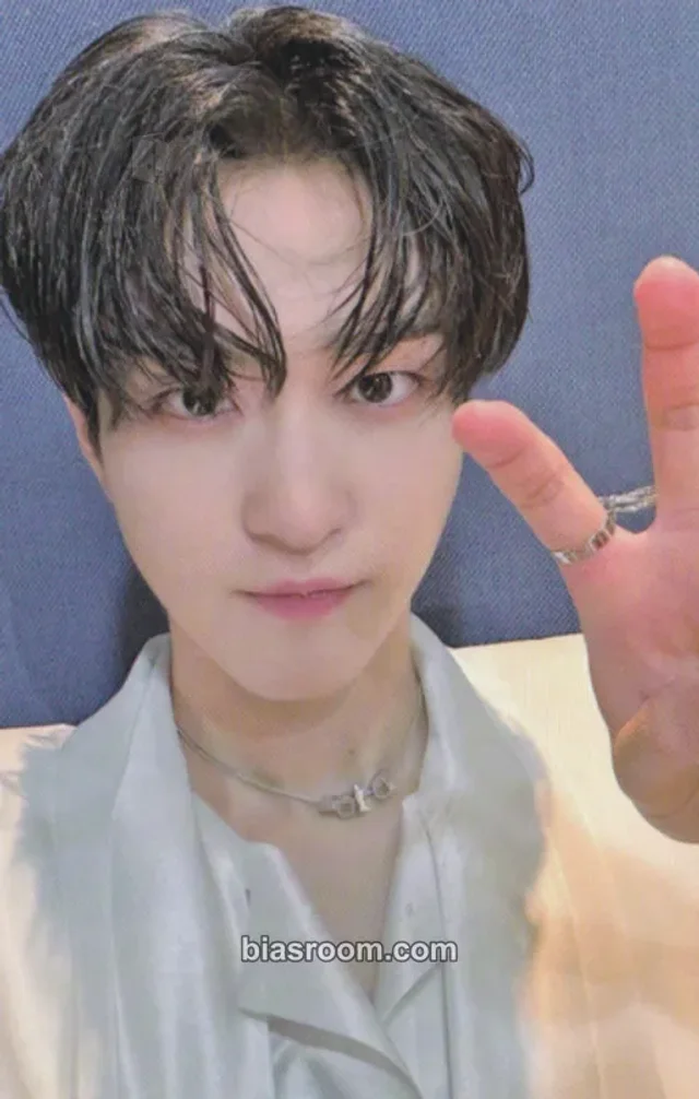 FANTASY BOYS  - Kim Wooseok  - NEW TOMORROW  Album everline video call (fancall)