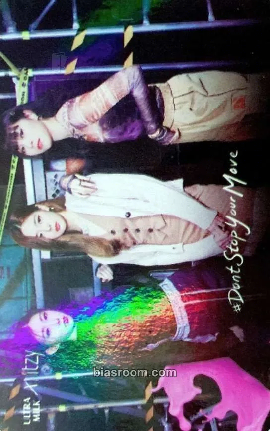ITZY X ULTRA MILK Photocard - ITZY - ITZY K-pop photocard