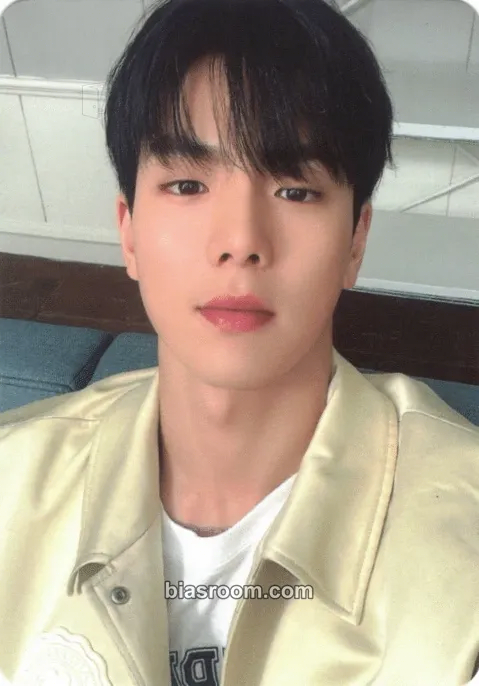 Shownu MX Friends Fancon Photocard - MONSTA X - MONSTA X K-pop photocard