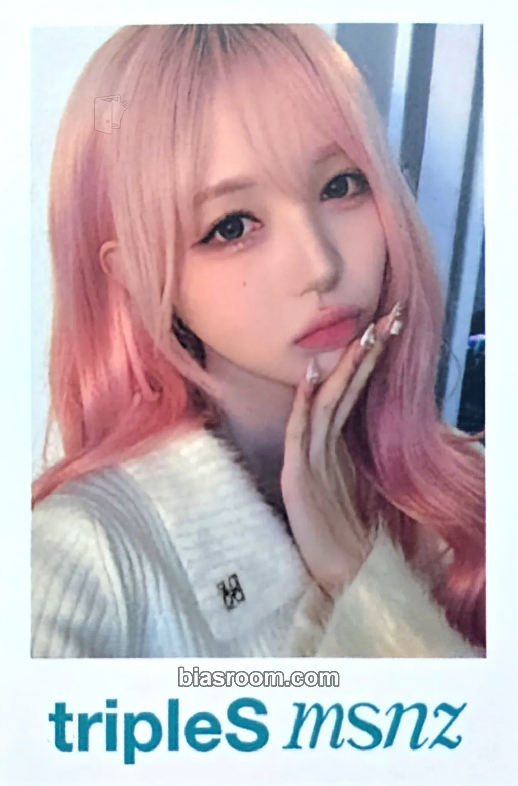 Chaewon Beyond Beauty Photocard - tripleS - tripleS K-pop photocard
