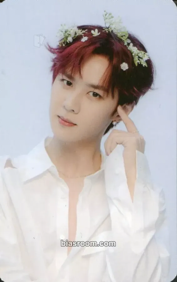 Kun 2023 Season's Greetings Photocard - WayV - WayV K-pop photocard