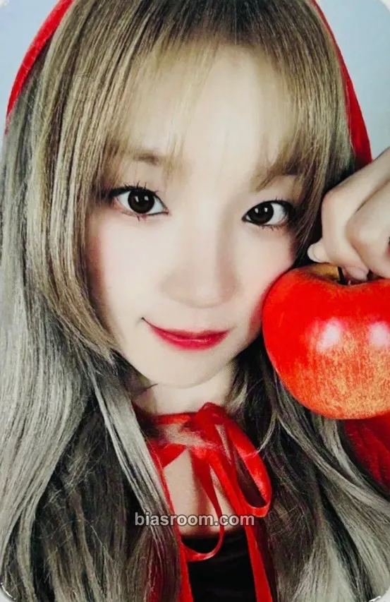 Yuqi YUQ1 Photocard - i-dle - i-dle K-pop photocard