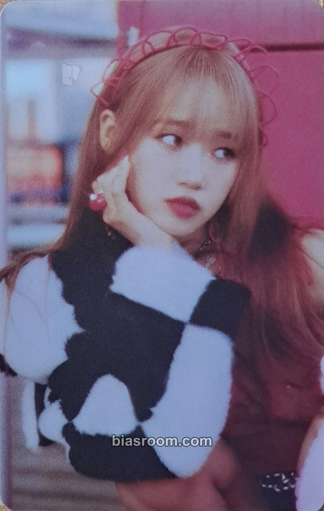 Choi Yoojung Sunflower Photocard - Choi Yoojung K-pop photocard