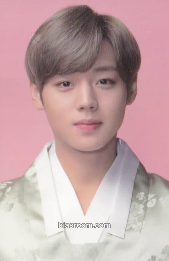 Jihoon WINTER STORE Photocard - Wanna One - Wanna One K-pop photocard