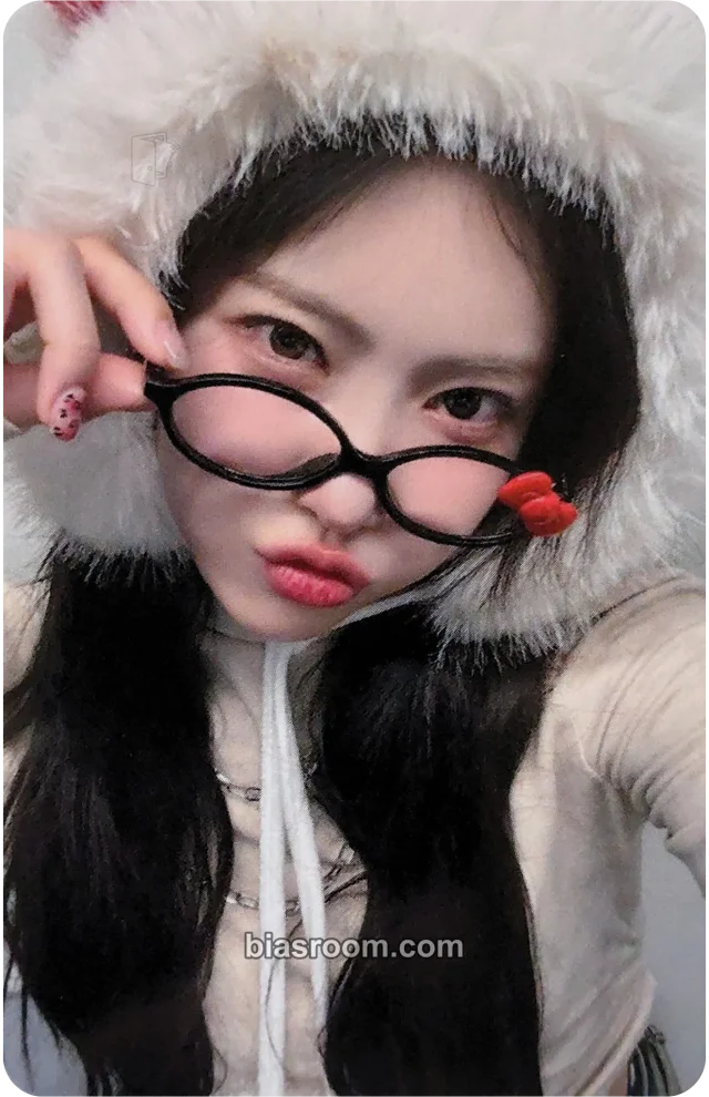 LOVEONE - Ayeon - Drama Queen Album hellolive video call (fancall) round 1