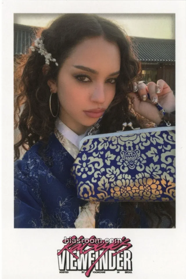 KATSEYE - Daniela - Viewfinder in Seoul Other polaroid pob (pre-order benefit) weverse usa shop