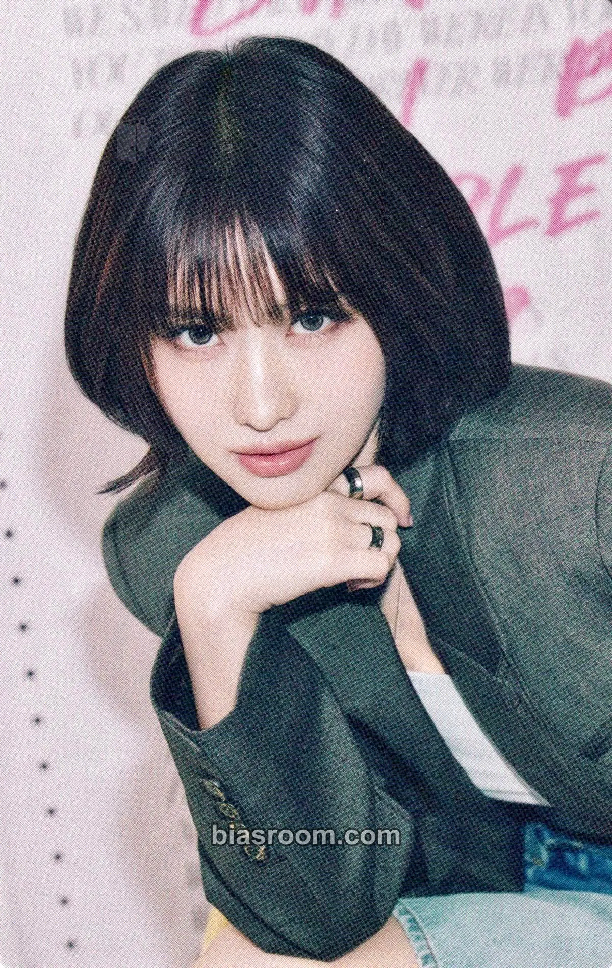 Momo 2026 Japan Season's Greetings: Captured Moments Photocard - TWICE - TWICE K-pop photocard
