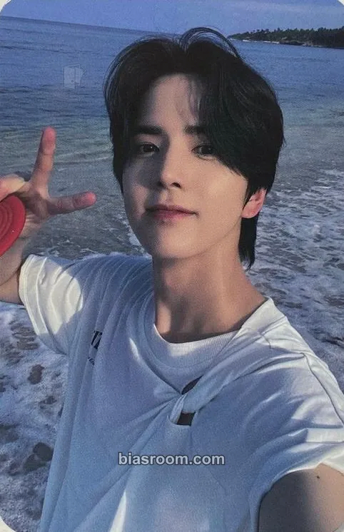 Younghoon Phantasy Pt. 1: Christmas in August Photocard - THE BOYZ - THE BOYZ K-pop photocard