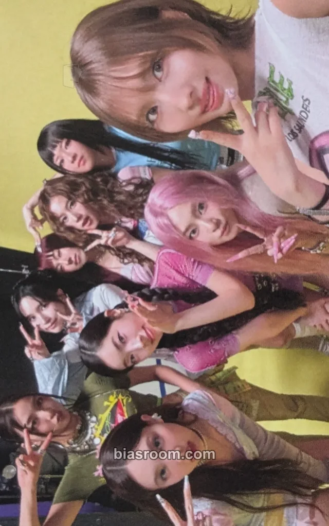 TWICE - THIS IS FOR Album
