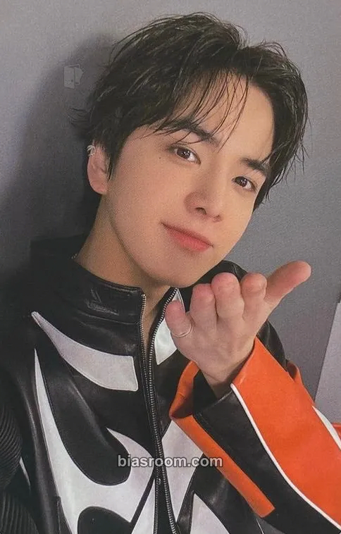 Younghoon THE B-LAND Photocard - THE BOYZ - THE BOYZ K-pop photocard