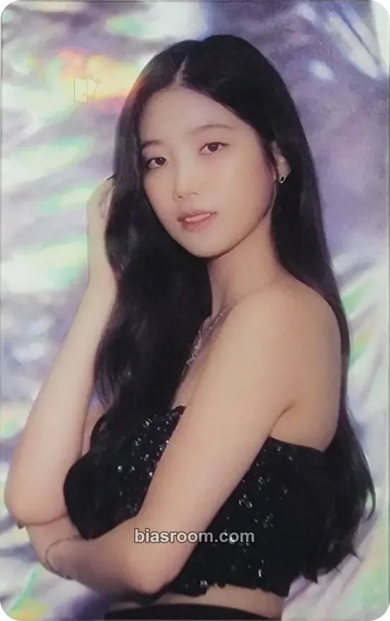 Kazuha ANTIFRAGILE Photocard - LE SSERAFIM - LE SSERAFIM K-pop photocard