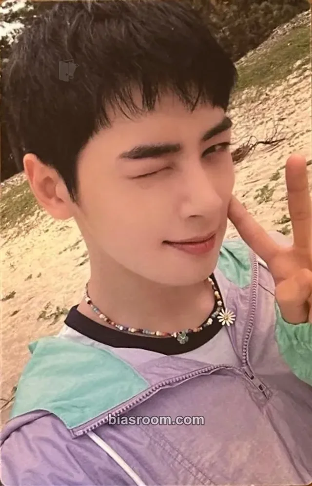 ASTRO - Cha Eun-woo - 2021 Photobook ‘Time Capsule’ Other random photocard japan exclusive