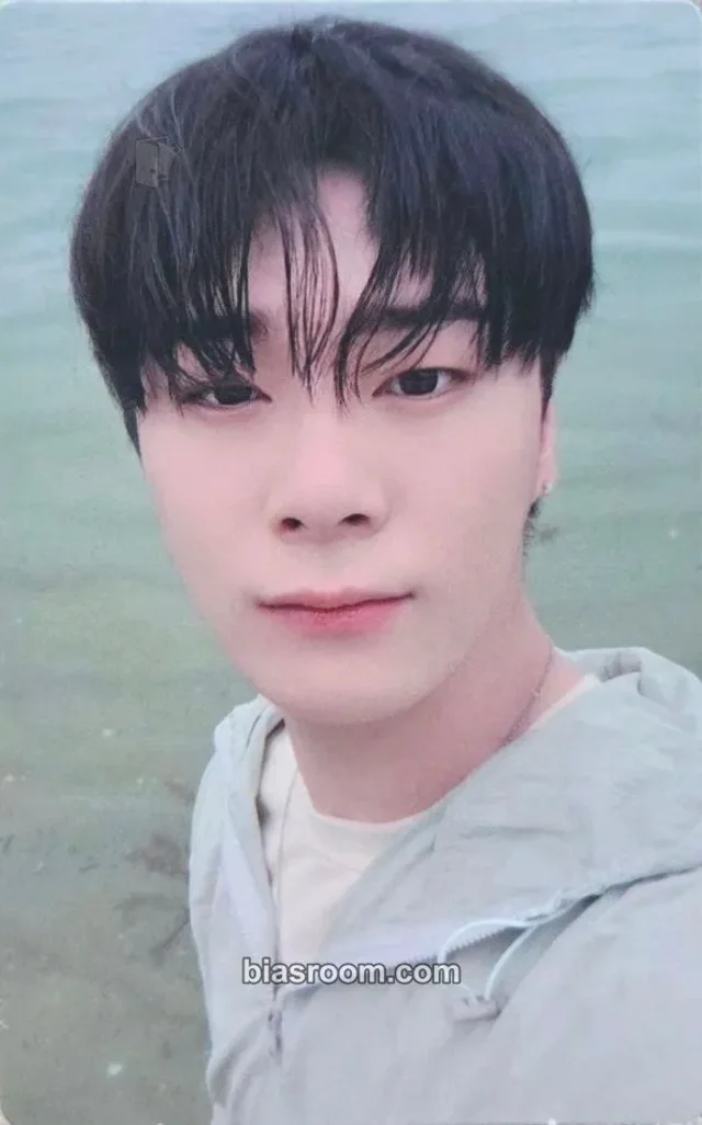 ASTRO - Moonbin - 2021 Photobook ‘Time Capsule’ Other random photocard japan exclusive