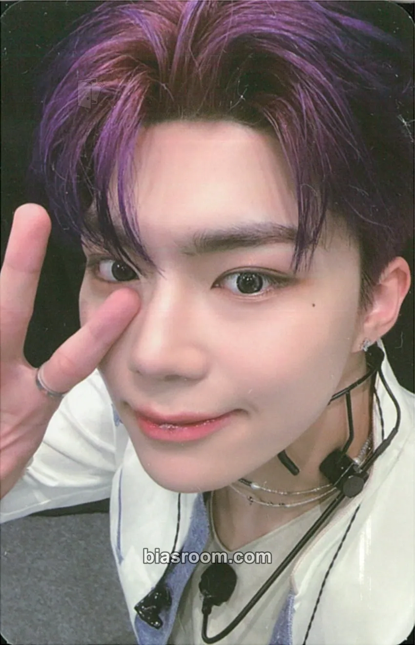 Gunwook Cinema Paradise Photocard - ZEROBASEONE - ZEROBASEONE K-pop photocard
