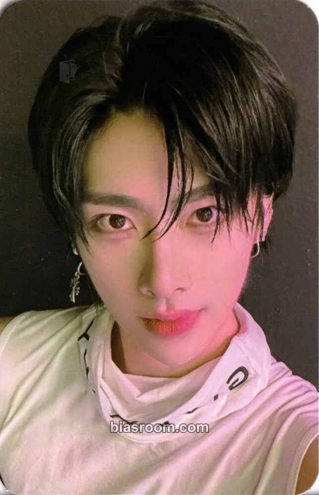Ricky Cinema Paradise Photocard - ZEROBASEONE - ZEROBASEONE K-pop photocard