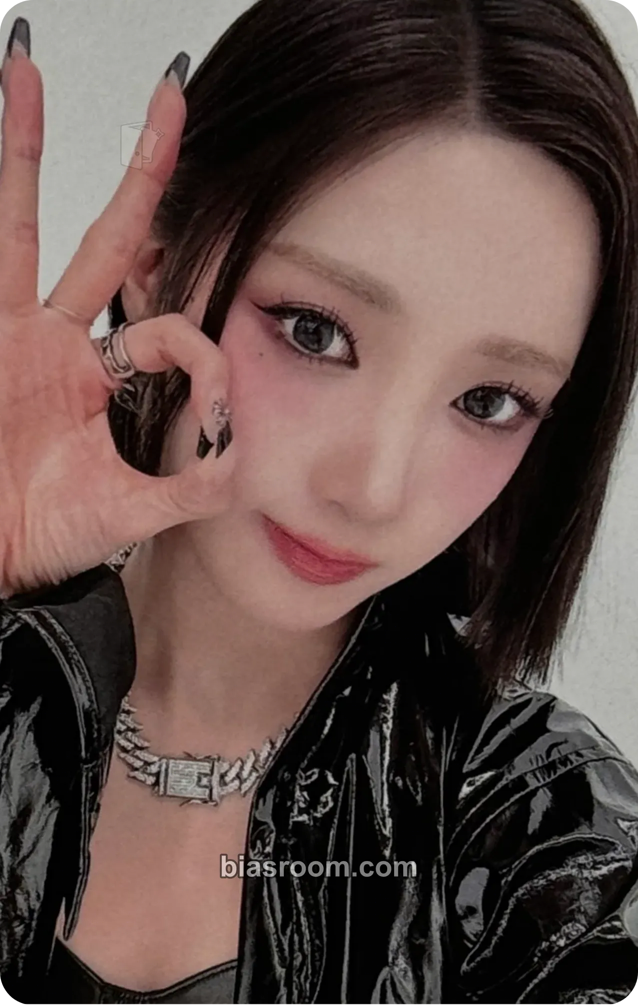 Yuki BXX Photocard - PURPLE KISS - PURPLE KISS K-pop photocard
