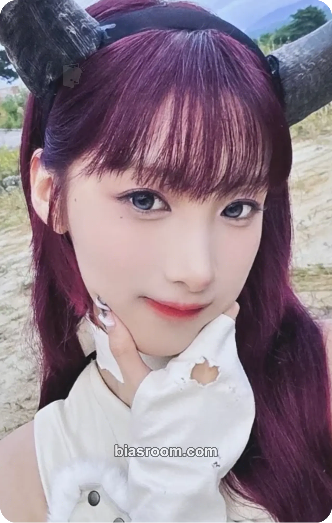 Yuki HEADWAY Photocard - PURPLE KISS - PURPLE KISS K-pop photocard