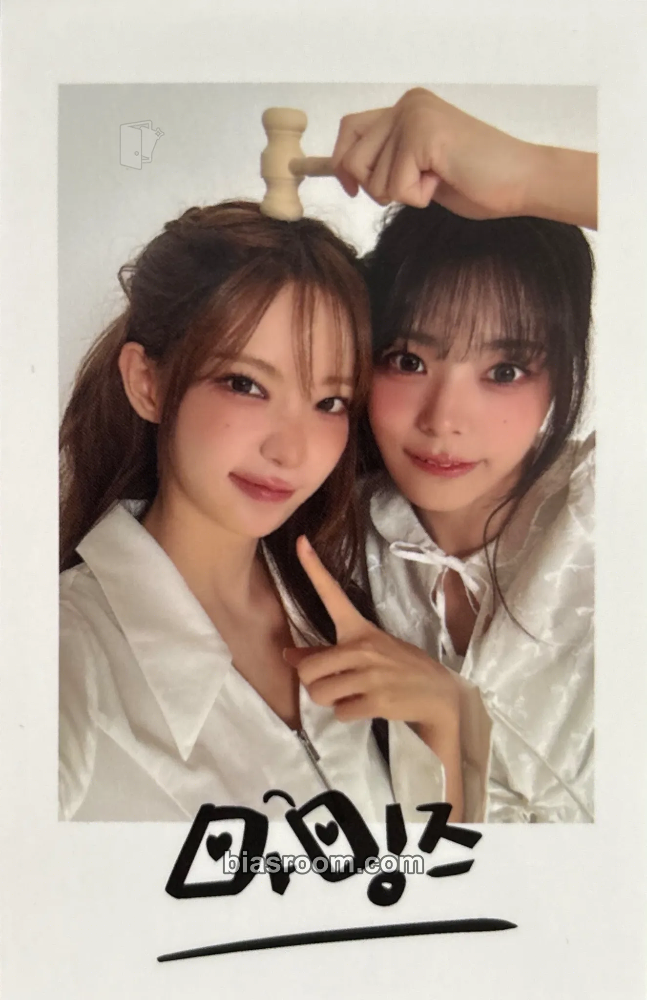 Born 2 Rock Photocard - QWER - QWER K-pop photocard