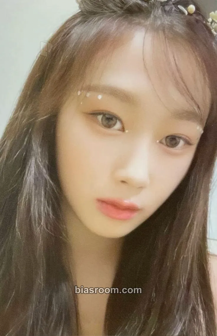 Giselle Season's Greetings (2023) Photocard - aespa - aespa K-pop photocard