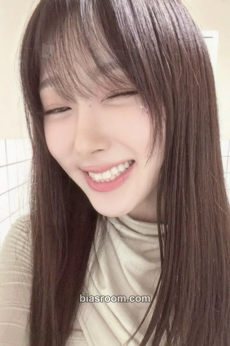 Giselle Season's Greetings (2024) Photocard - aespa - aespa K-pop photocard