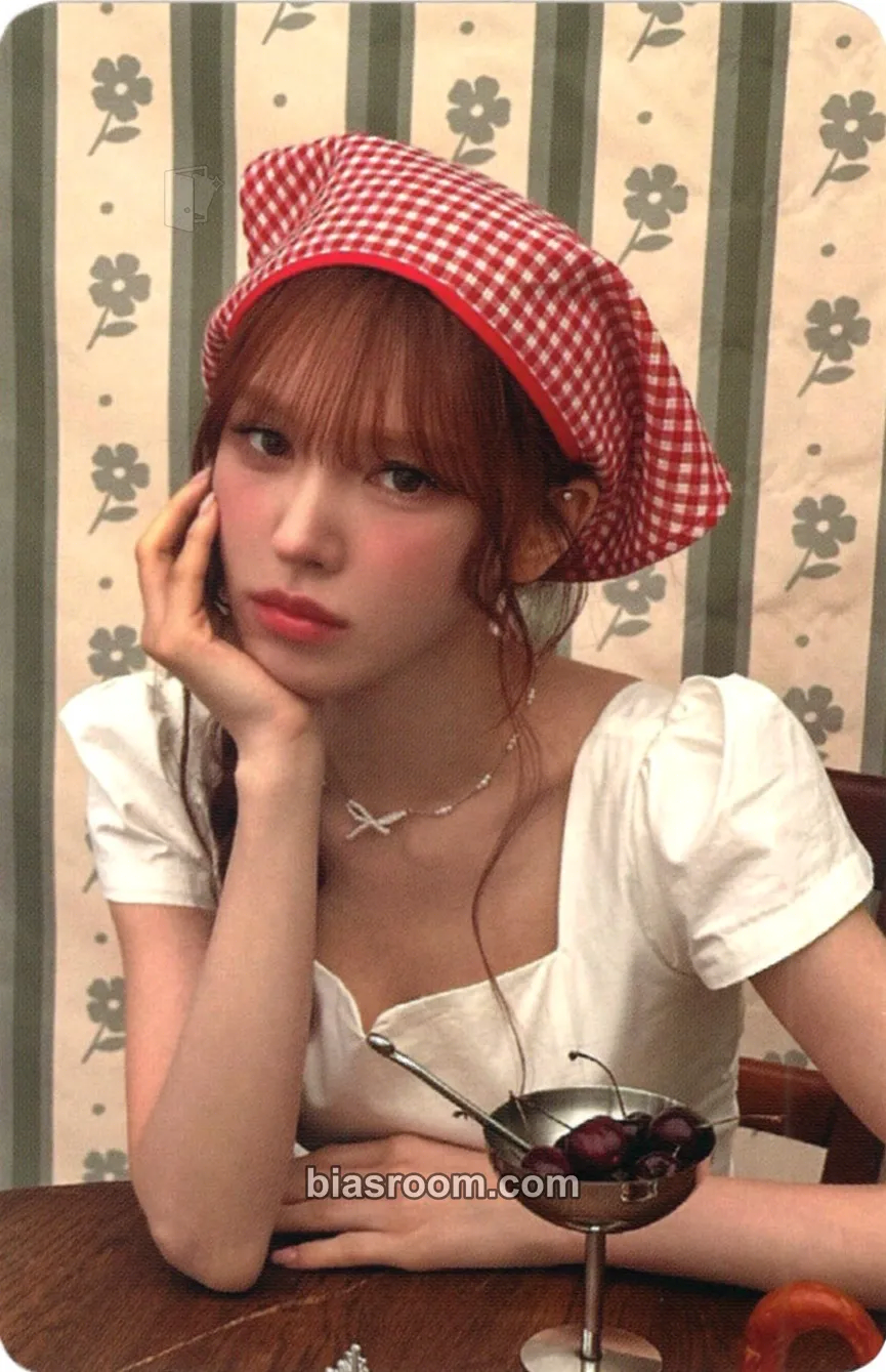 Wendy 2026 Season's Greetings Photocard - Red Velvet - Red Velvet K-pop photocard
