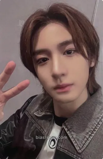 Leehan Knock On Vol.1 Tour Photocard - BOYNEXTDOOR - BOYNEXTDOOR K-pop photocard