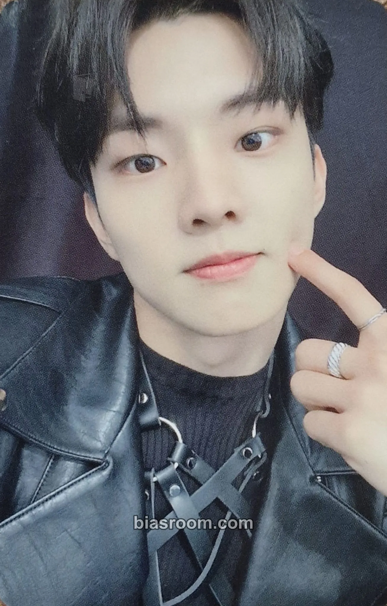 Q LAPOTHICELL X The Boyz Photocard - THE BOYZ - THE BOYZ K-pop photocard