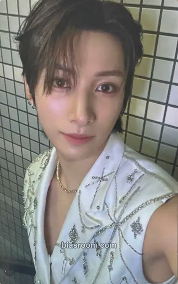 Yu One Bite Photocard - NEXZ - NEXZ K-pop photocard