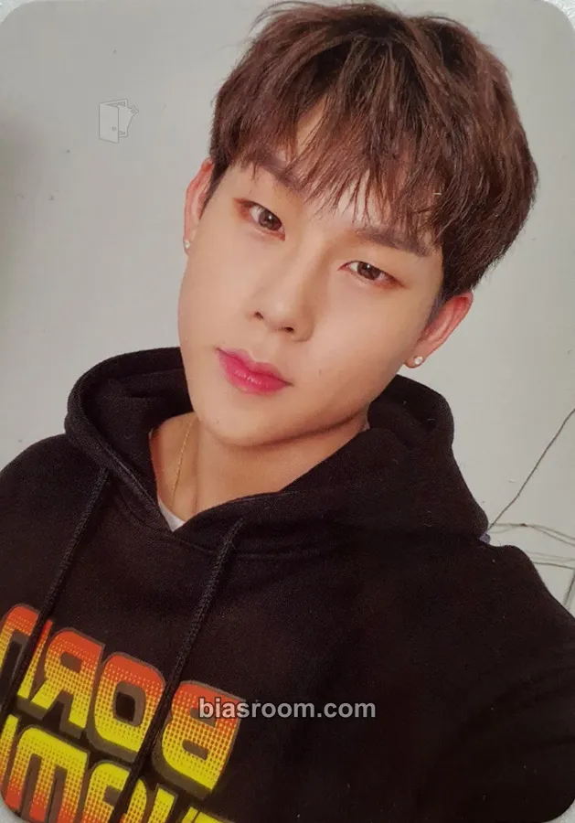 Joohoney JOOHONEY x Born Champs Photocard - MONSTA X - MONSTA X K-pop photocard