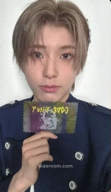 Yuki One Bite Photocard - NEXZ - NEXZ K-pop photocard