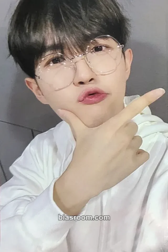 Kim Jaehwan - Jaehwan - Ponytail Album broadcast