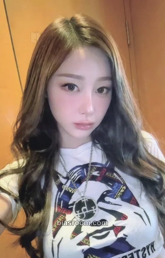 Giselle Rich Man Photocard - aespa - aespa K-pop photocard