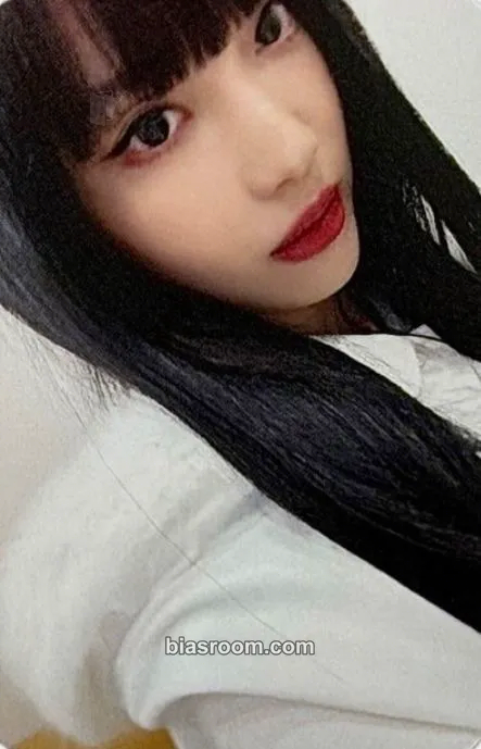 Ningning Rich Man Photocard - aespa - aespa K-pop photocard