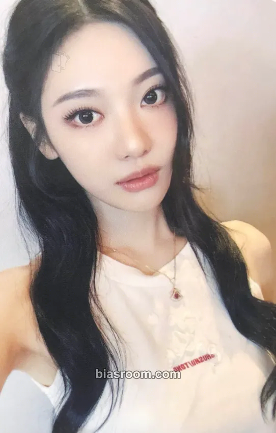 Ningning Rich Man Photocard - aespa - aespa K-pop photocard
