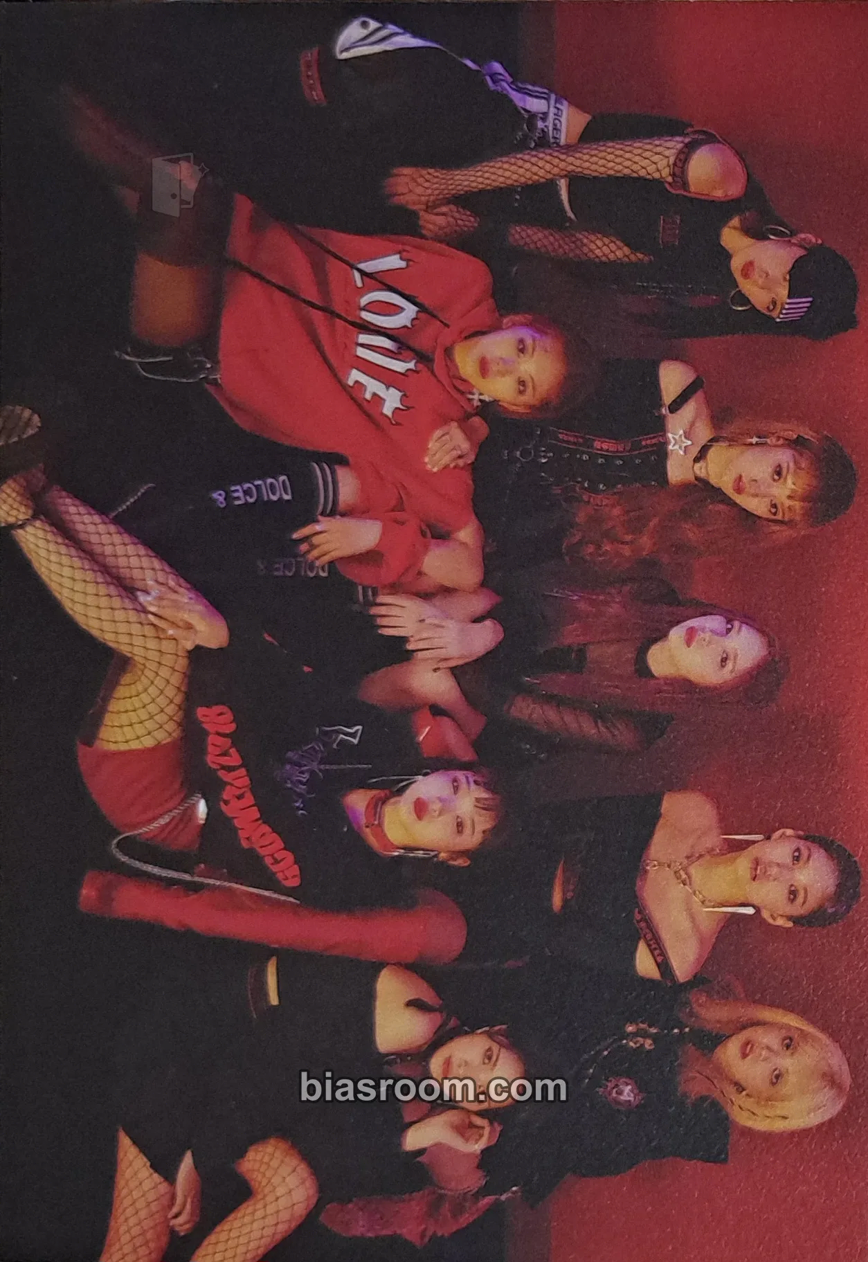KISS, KICKS Photocard - Weki Meki - Weki Meki K-pop photocard