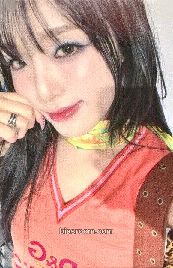 Yena HATE XX Photocard - Yena K-pop photocard